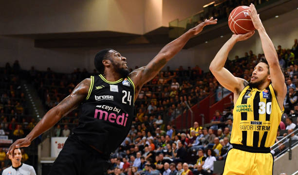 在众多国际 在众多国际